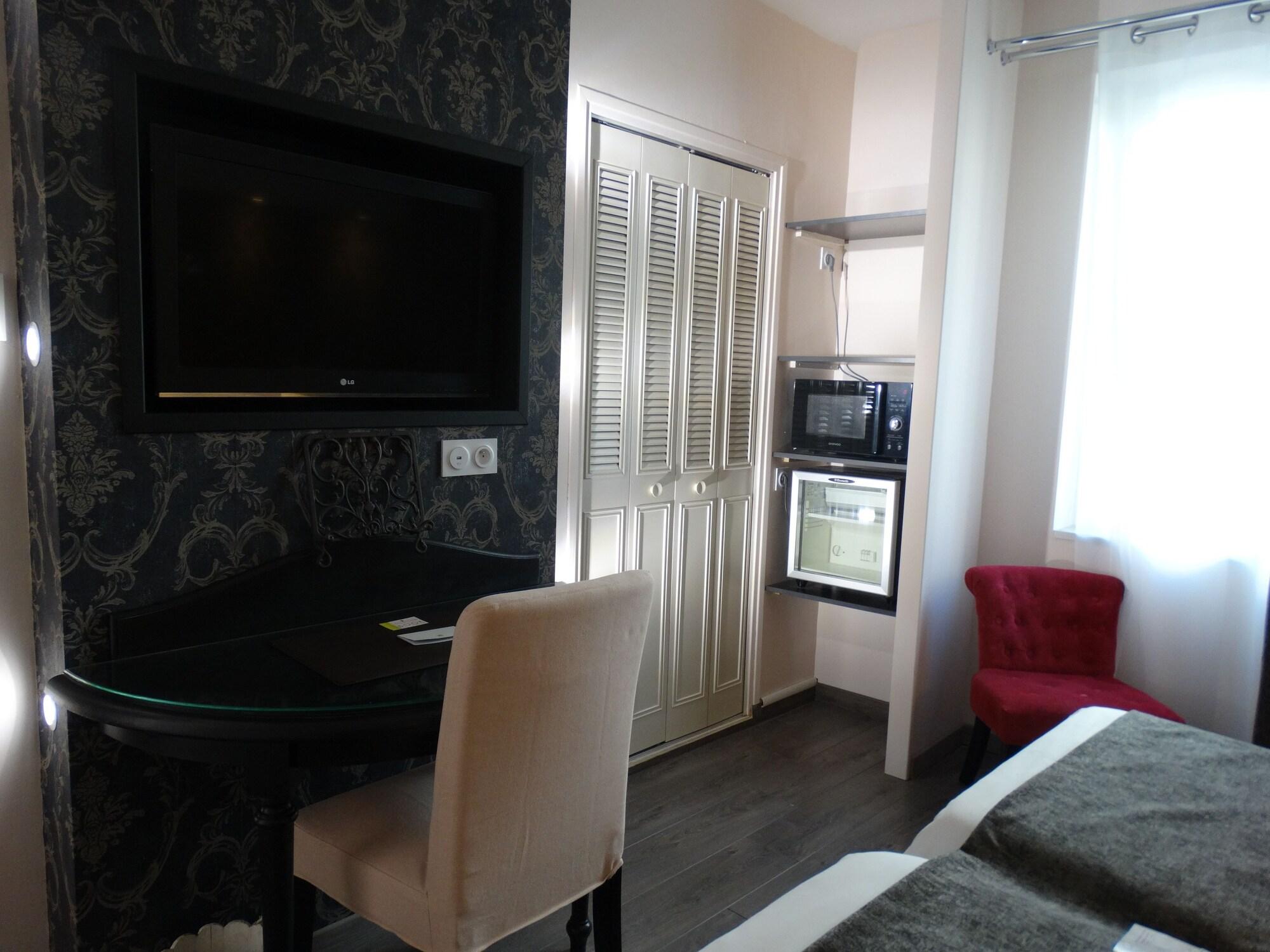 Logis Hotel Le Glacier Orange  Bagian luar foto