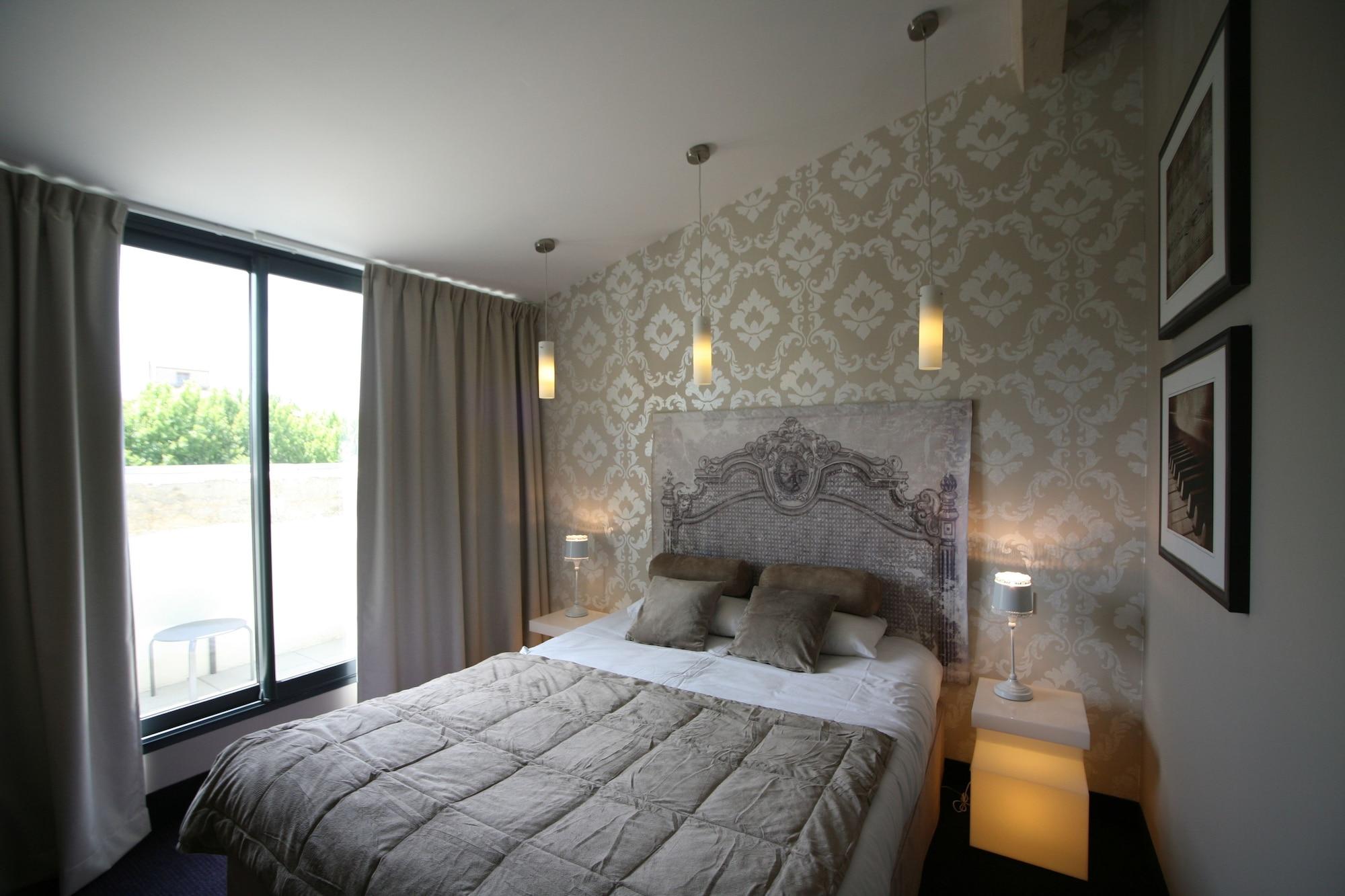 Logis Hotel Le Glacier Orange  Bagian luar foto