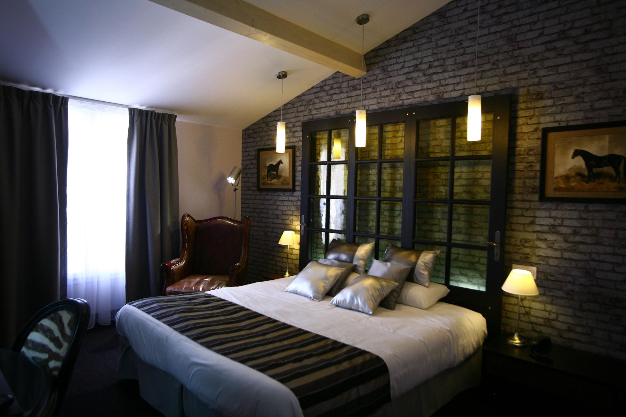 Logis Hotel Le Glacier Orange  Bagian luar foto