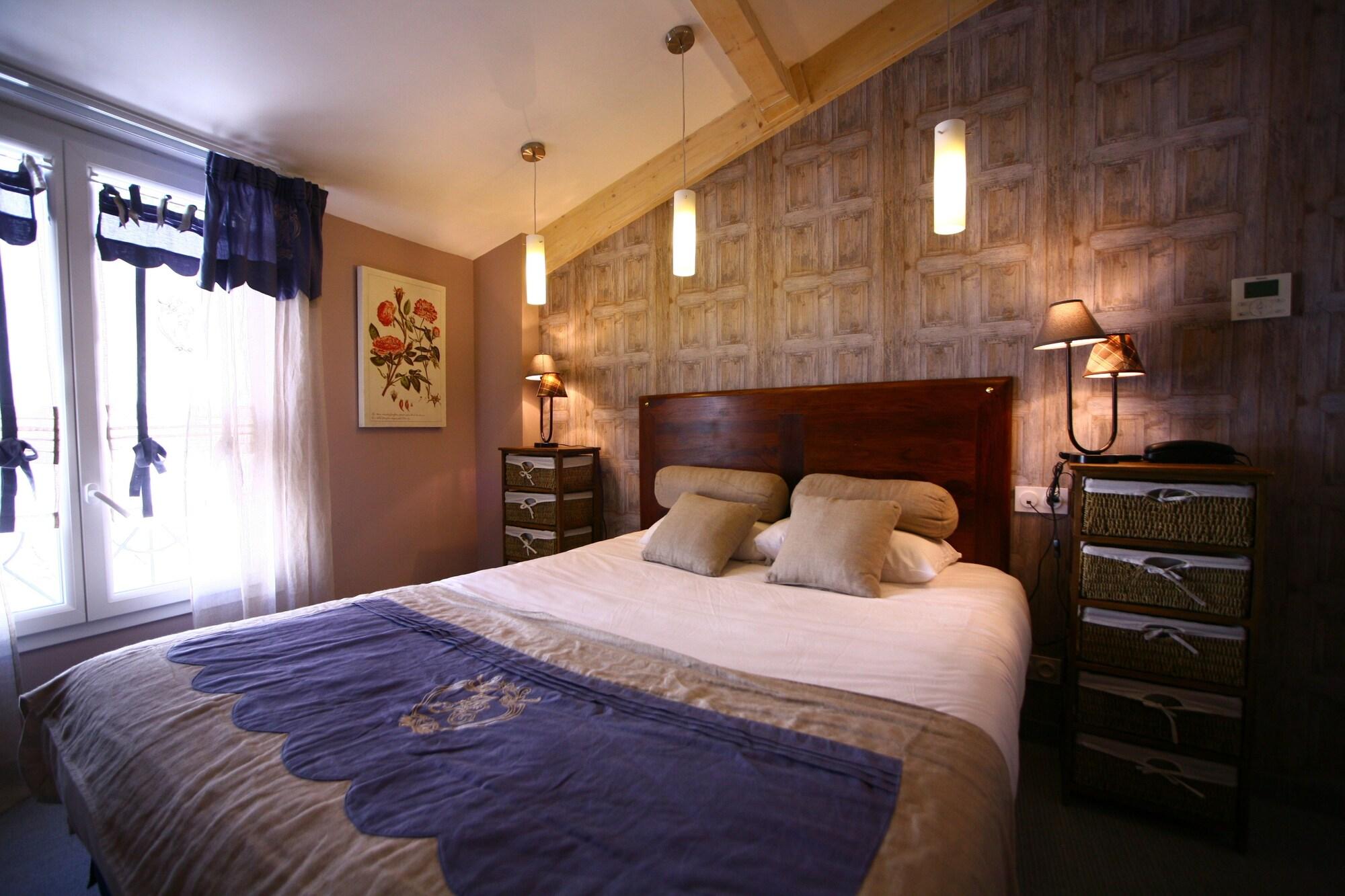 Logis Hotel Le Glacier Orange  Bagian luar foto