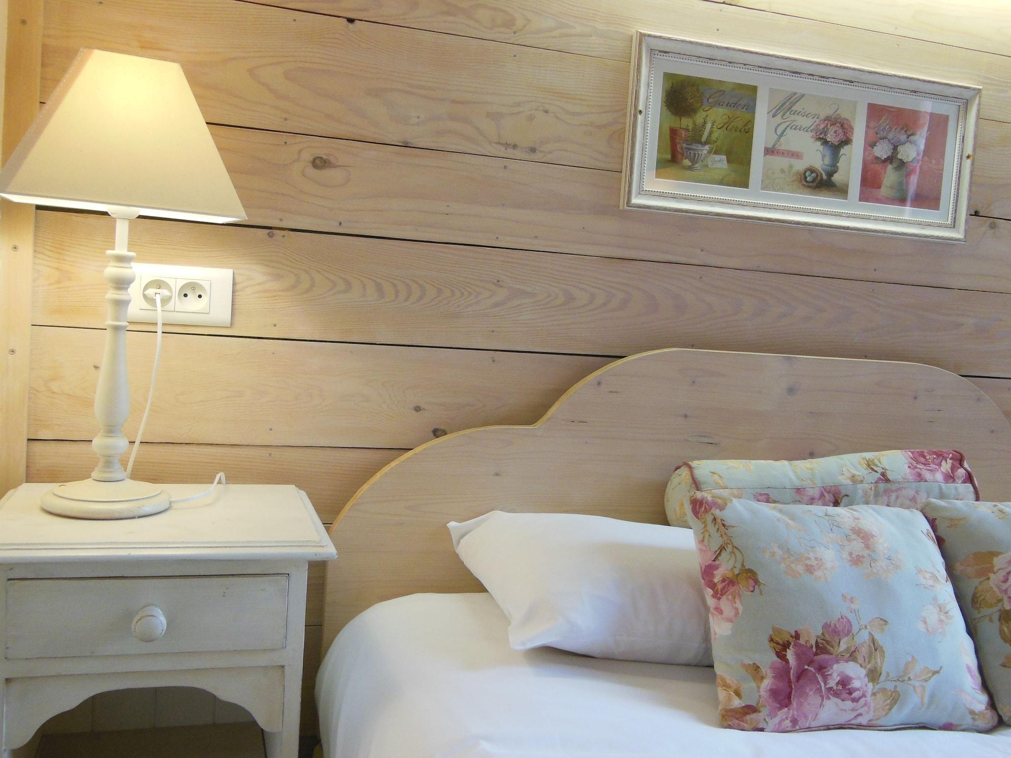 Logis Hotel Le Glacier Orange  Bagian luar foto